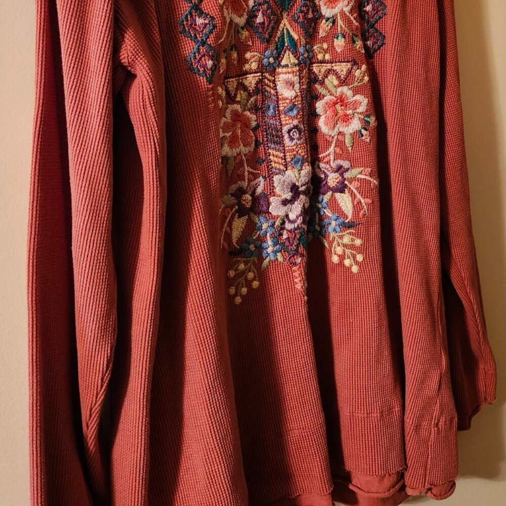 Johnny Was Beautiful embroided shirt cotton xlg rust - Picture 3 of 4